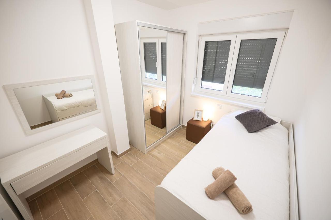 Golden Sunset Luxury Apartment Ζαντάρ Εξωτερικό φωτογραφία