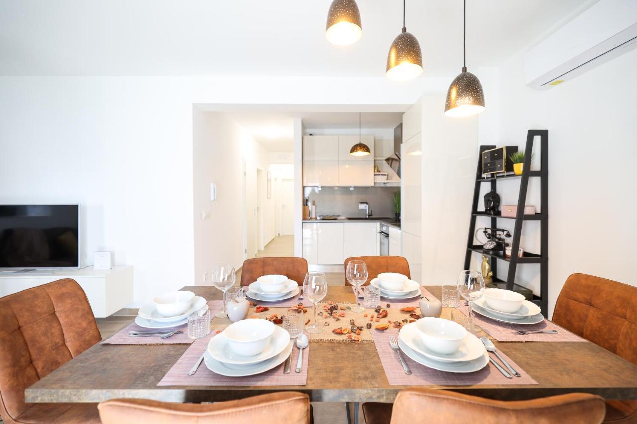 Golden Sunset Luxury Apartment Ζαντάρ Εξωτερικό φωτογραφία