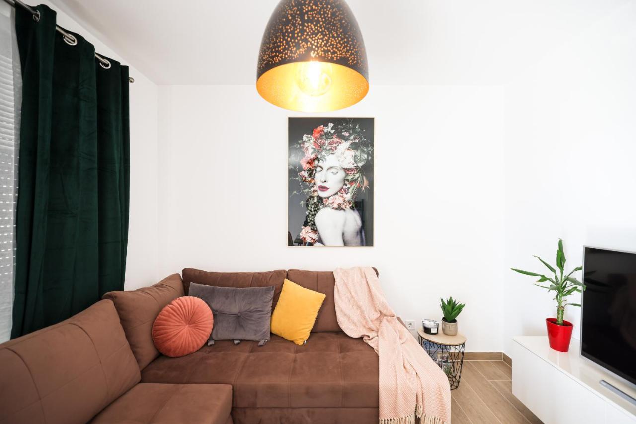 Golden Sunset Luxury Apartment Ζαντάρ Εξωτερικό φωτογραφία