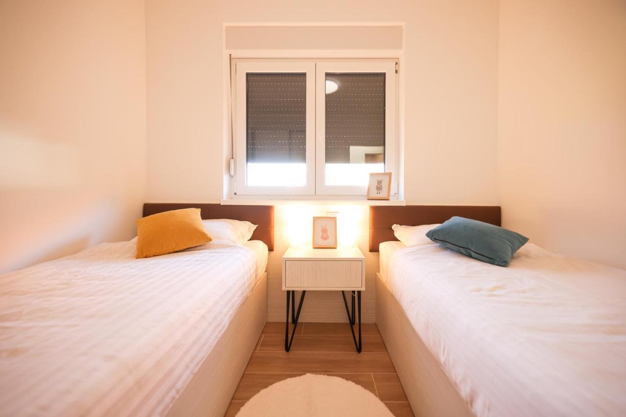 Golden Sunset Luxury Apartment Ζαντάρ Εξωτερικό φωτογραφία